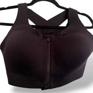 Lululemon Black Women's Enlite Sports Bra 36 C